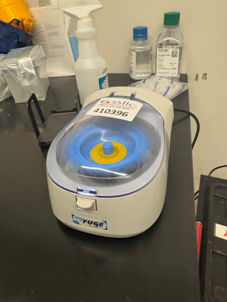 Image of Benchmark myFuge Micro Centrifuge